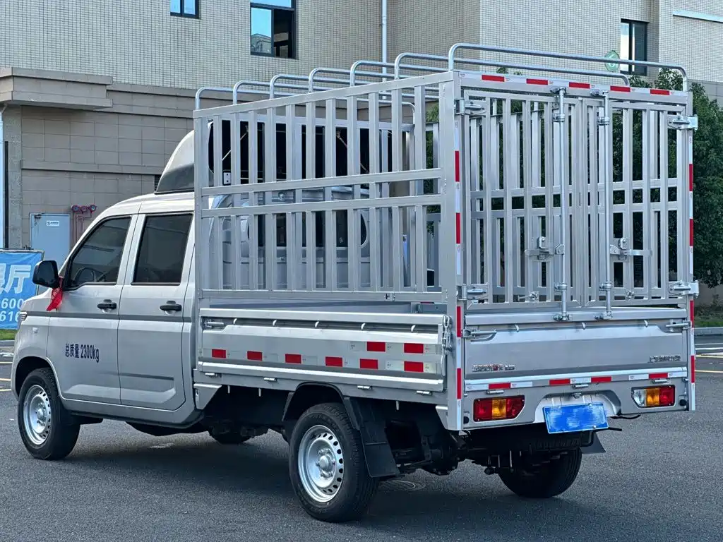 Wuling Rongguang 2023 1.5L LAR