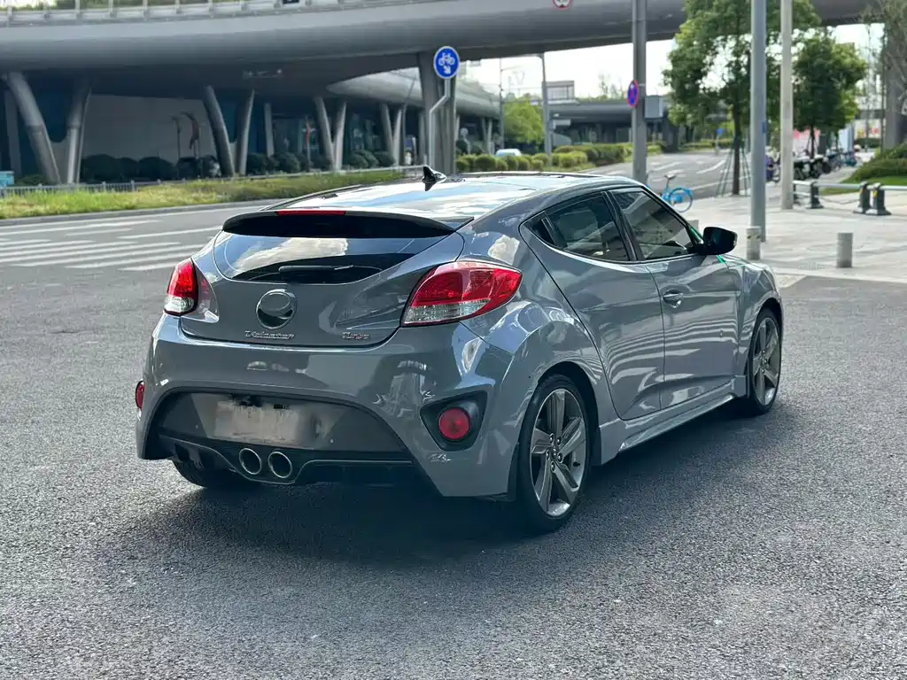 Hyundai Veloster — миниатюра 9