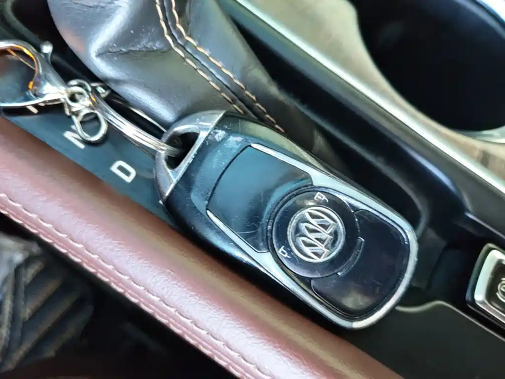 Buick Envision Plus — миниатюра 9