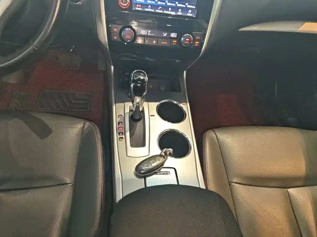 Nissan Teana — миниатюра 14