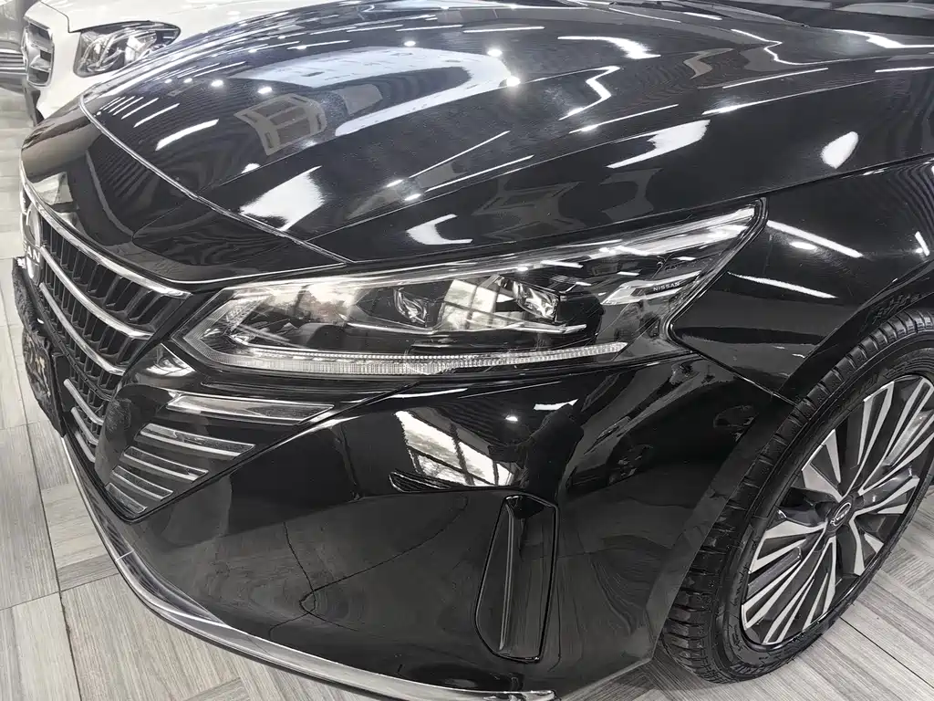 Nissan Teana — миниатюра 13