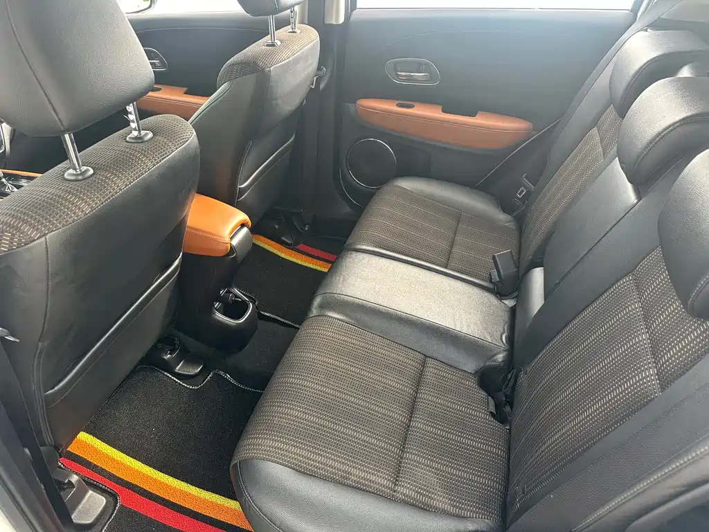 Honda Vezel — миниатюра 10