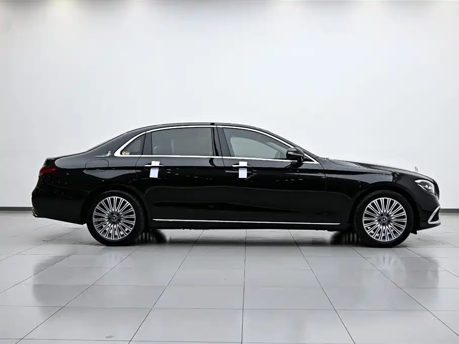 Mercedes-Benz E-Class E 2023 E 300 L Luxury