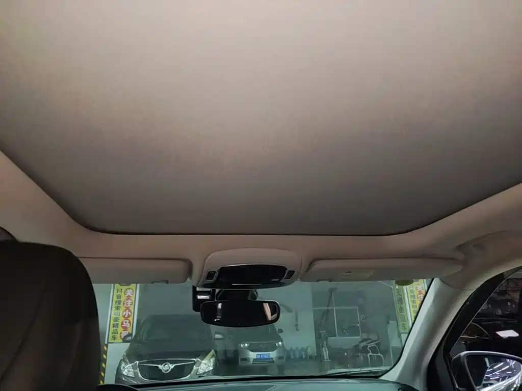 Jeep Grand Commander — миниатюра 18