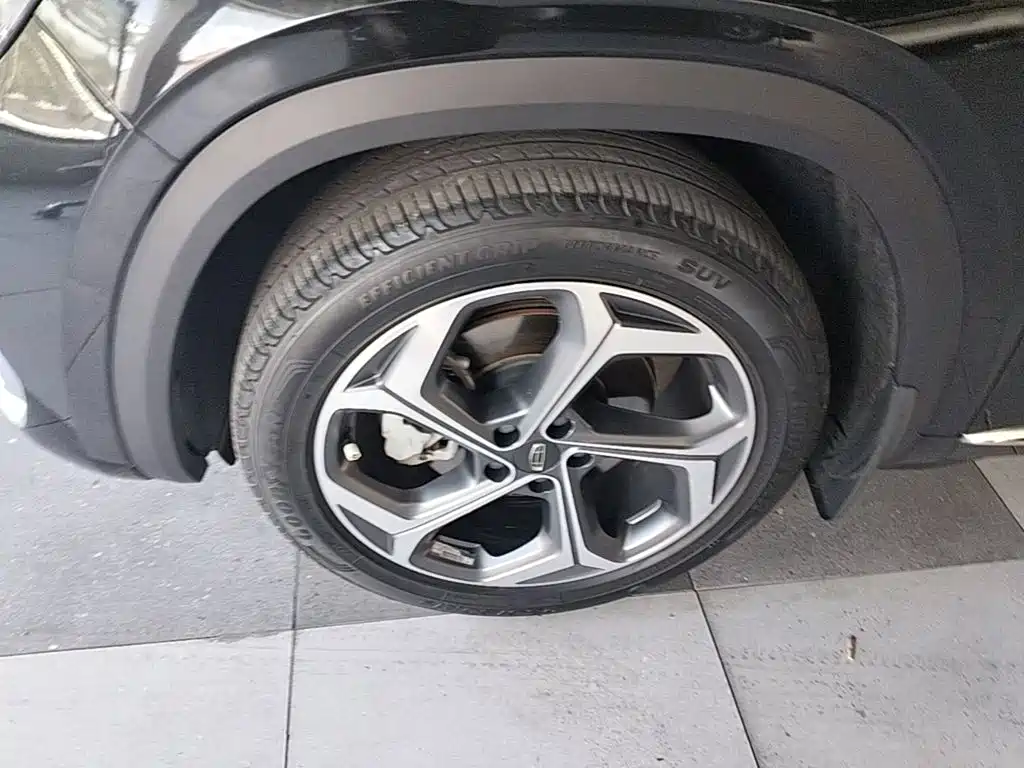 Geely Xingyue L — миниатюра 23