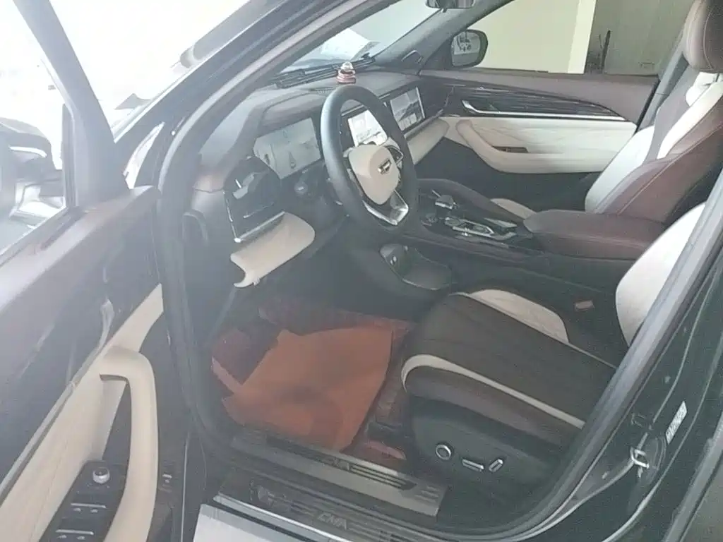 Geely Xingyue L — миниатюра 16