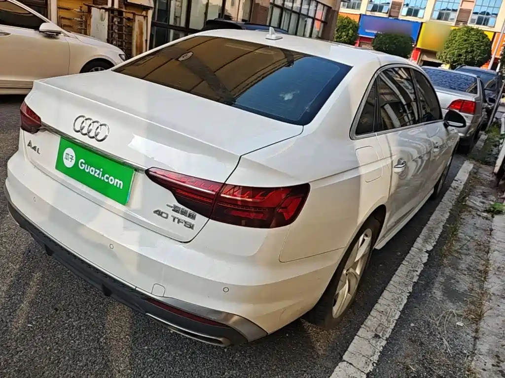 Audi A4L — миниатюра 7