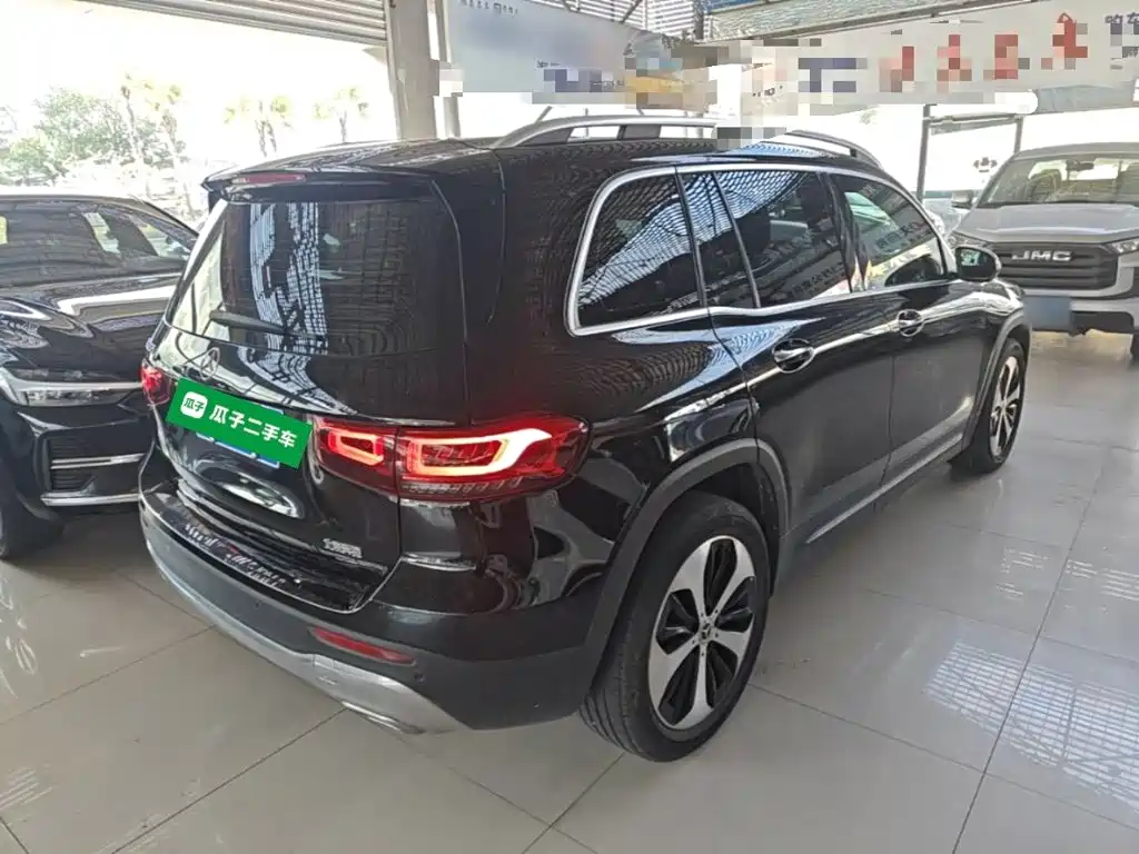 Mercedes-Benz GLB — миниатюра 7