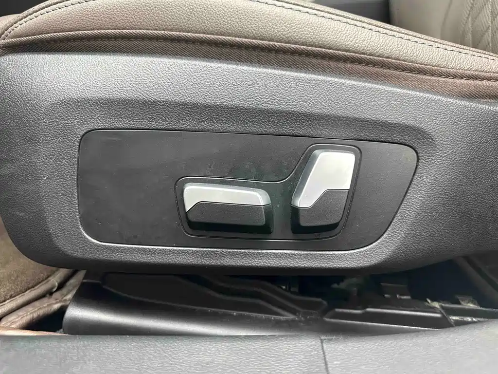 BMW 3 Series — миниатюра 11