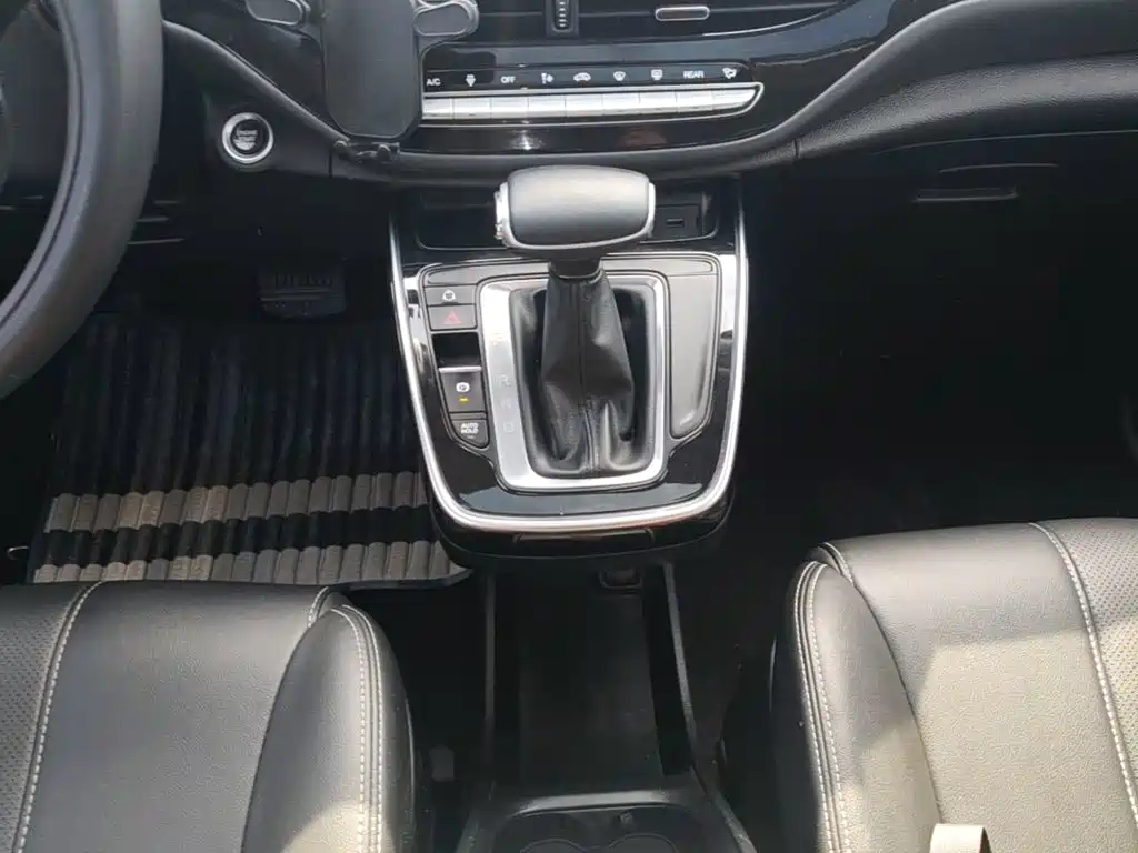GAC Motor Trumpchi M6 — миниатюра 14
