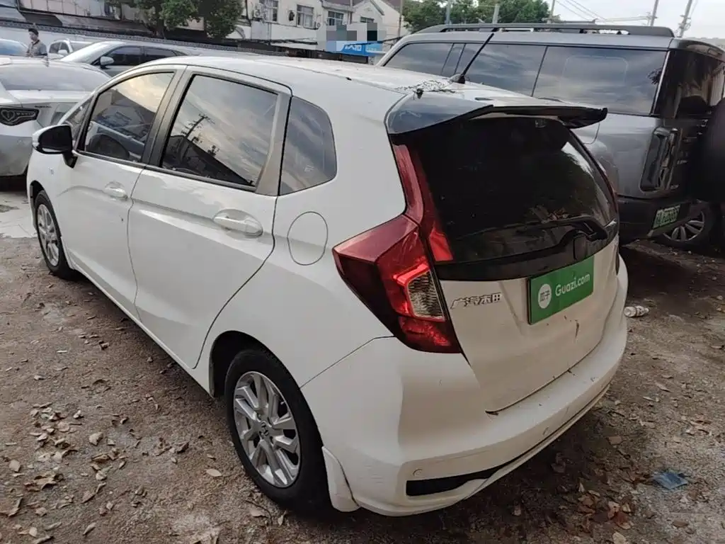 Honda Fit — миниатюра 5