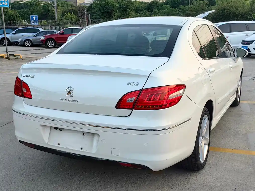 Peugeot 408 — миниатюра 9