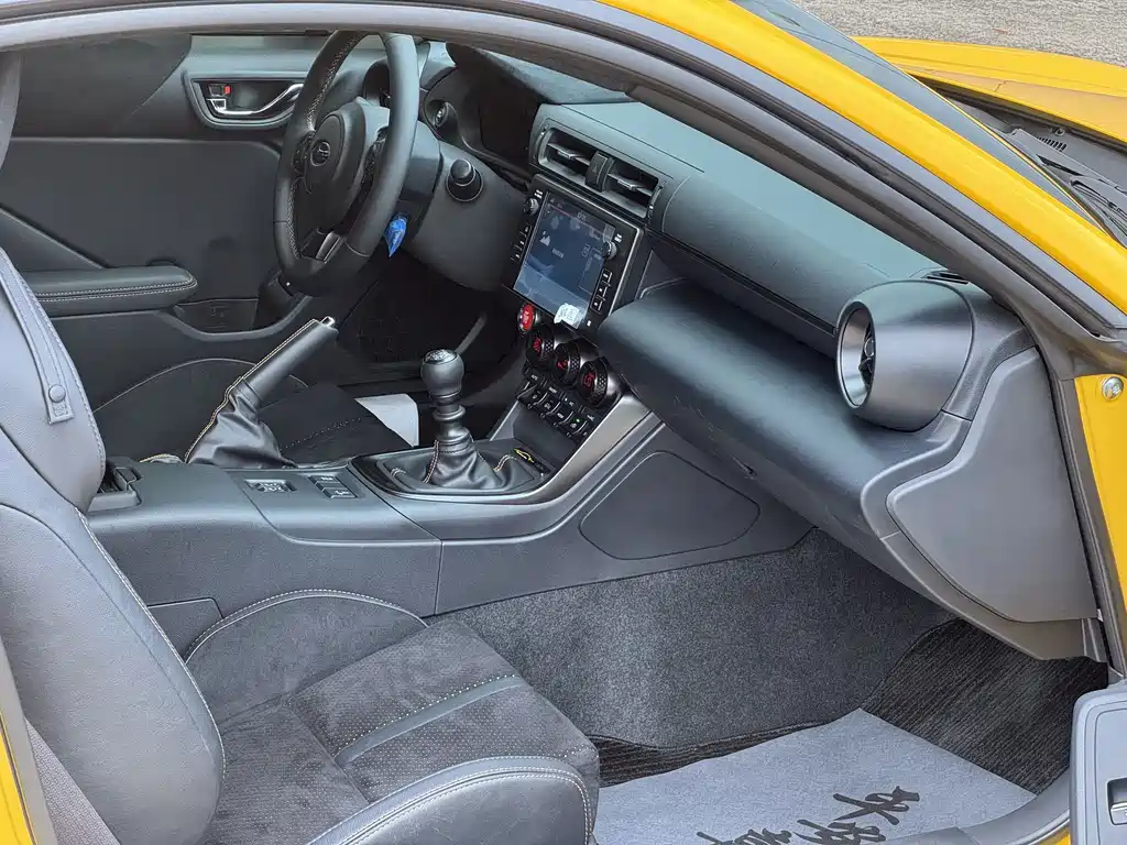 Subaru BRZ — миниатюра 10