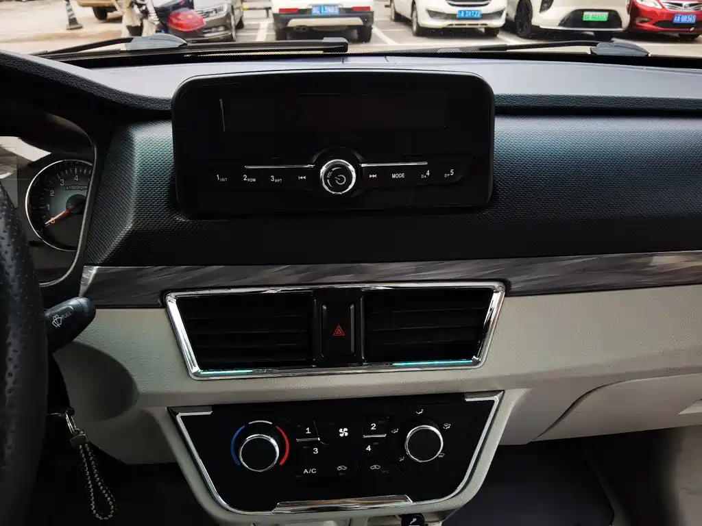 Jinbei Hiace X30L — миниатюра 16