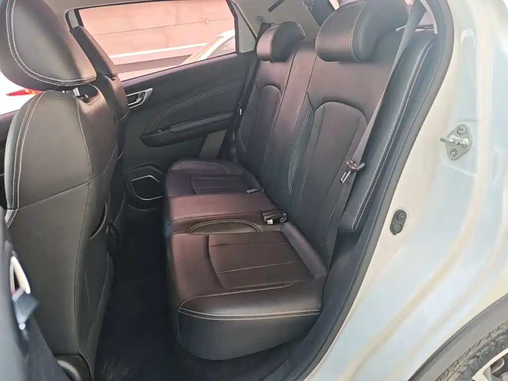 Geely Vision X3 — миниатюра 17