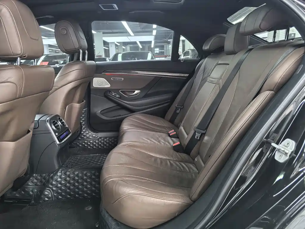 Mercedes-Benz S-Class — миниатюра 9