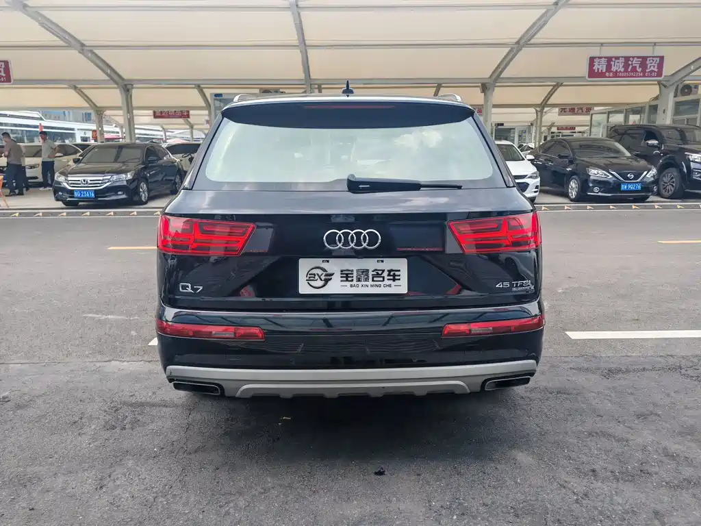 Audi Q7 — миниатюра 20