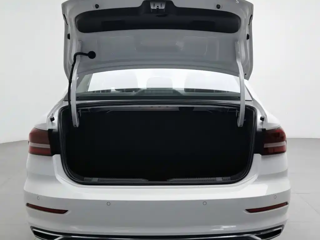 Volkswagen Lavida — миниатюра 16