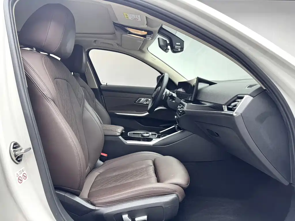 BMW 3 Series — миниатюра 8