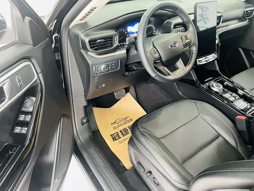 Ford Explorer — миниатюра 5