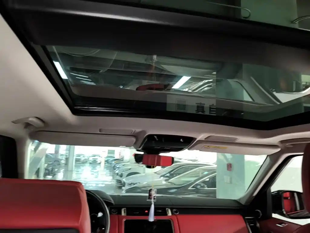 Land Rover Sport — миниатюра 18
