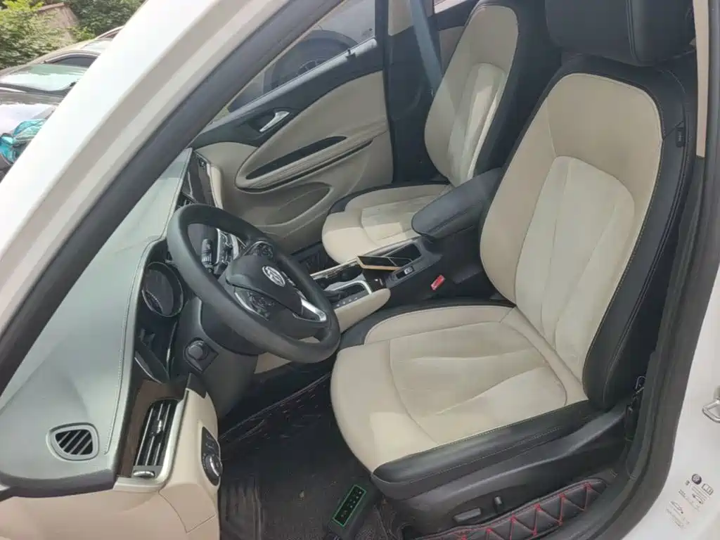 Buick Verano — миниатюра 15