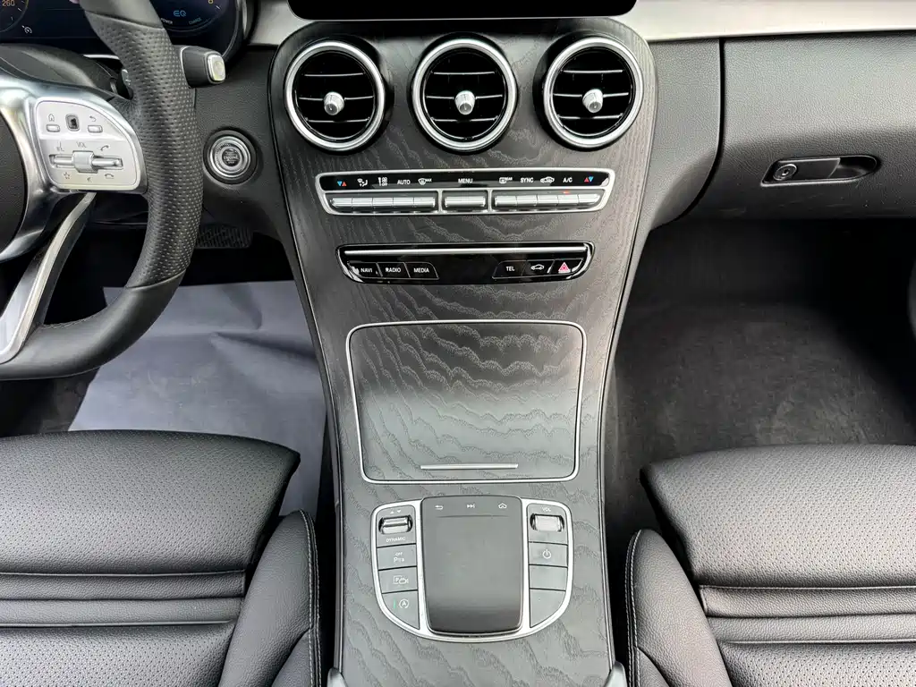 Mercedes-Benz C-Class — миниатюра 21