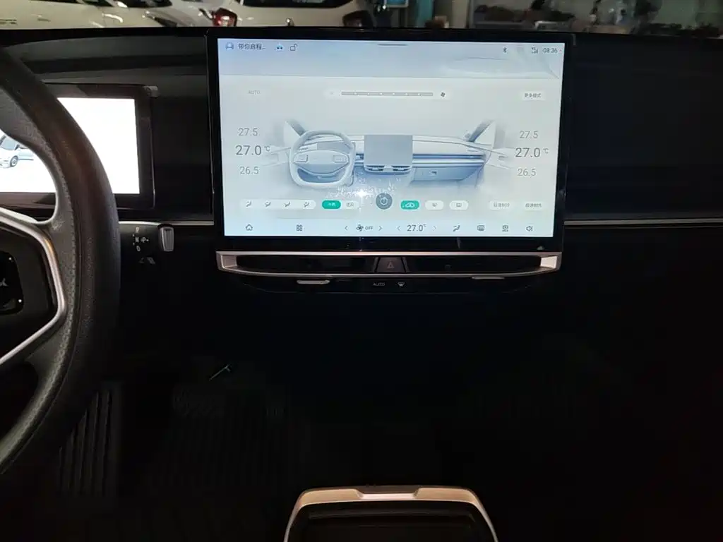 Venucia VX6 — миниатюра 13