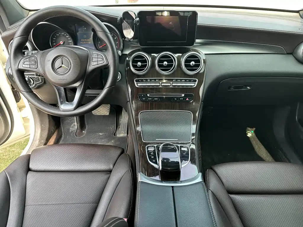 Mercedes-Benz GLC — миниатюра 8