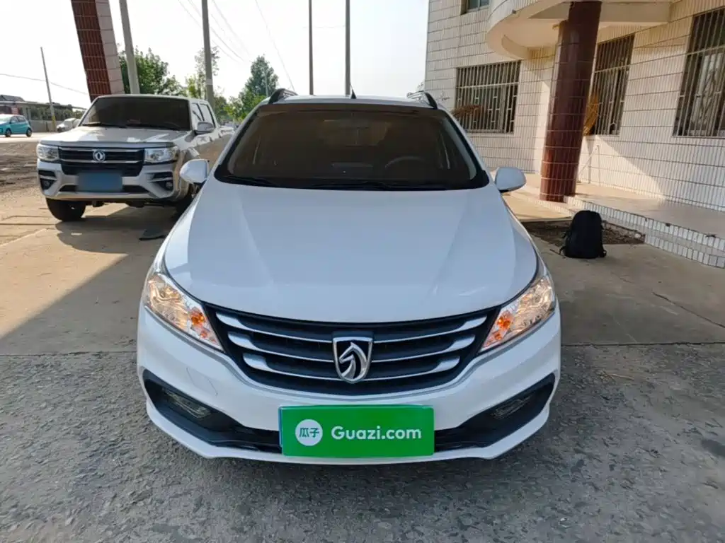 Baojun 310 — миниатюра 3
