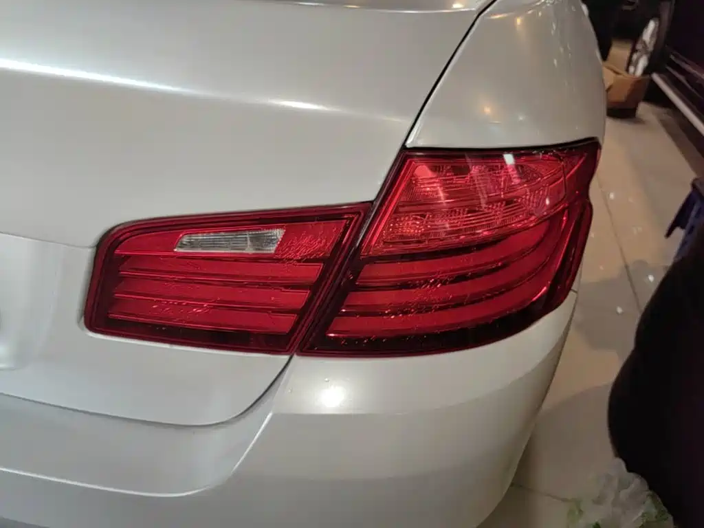 BMW 5 Series — миниатюра 8