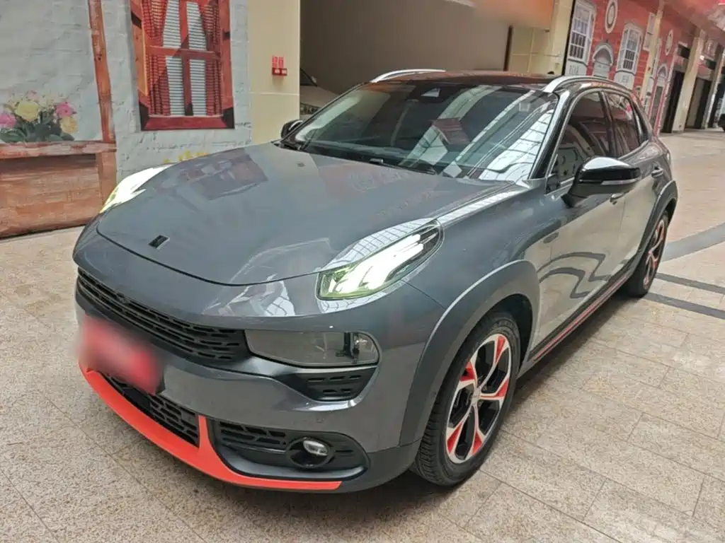 Lynk & Co 02