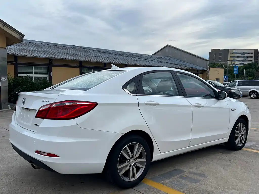 Changan Eado — миниатюра 10