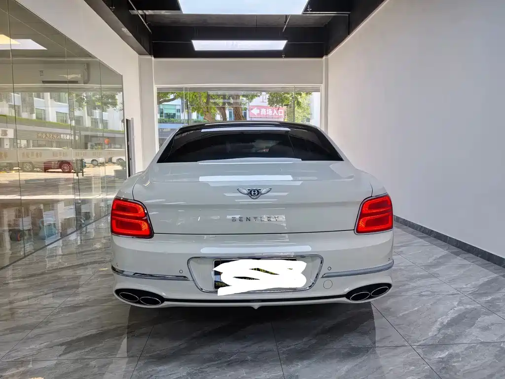 Bentley Flying Spur — миниатюра 2