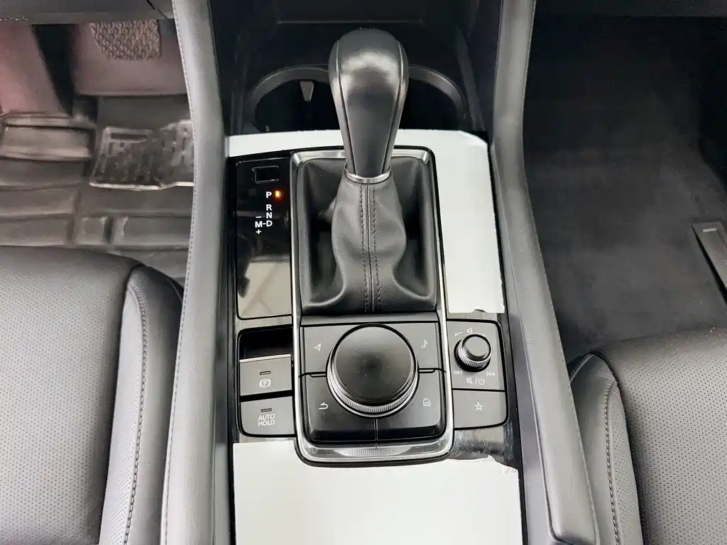 Mazda 3 Axela — миниатюра 13