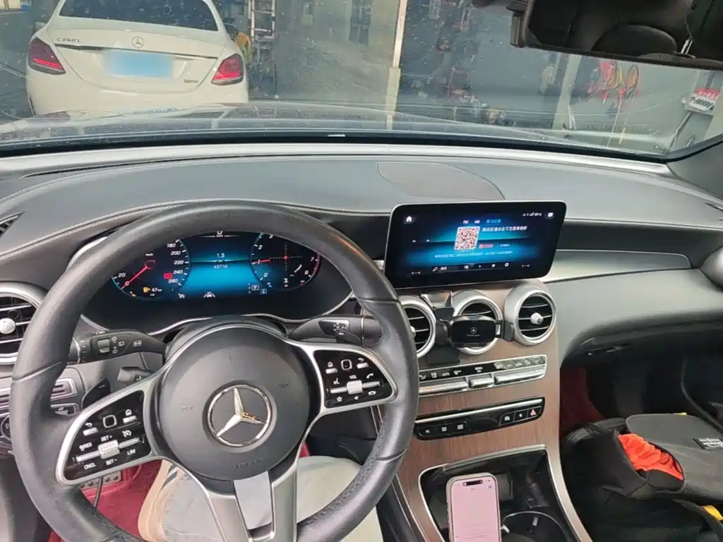 Mercedes-Benz GLC — миниатюра 10