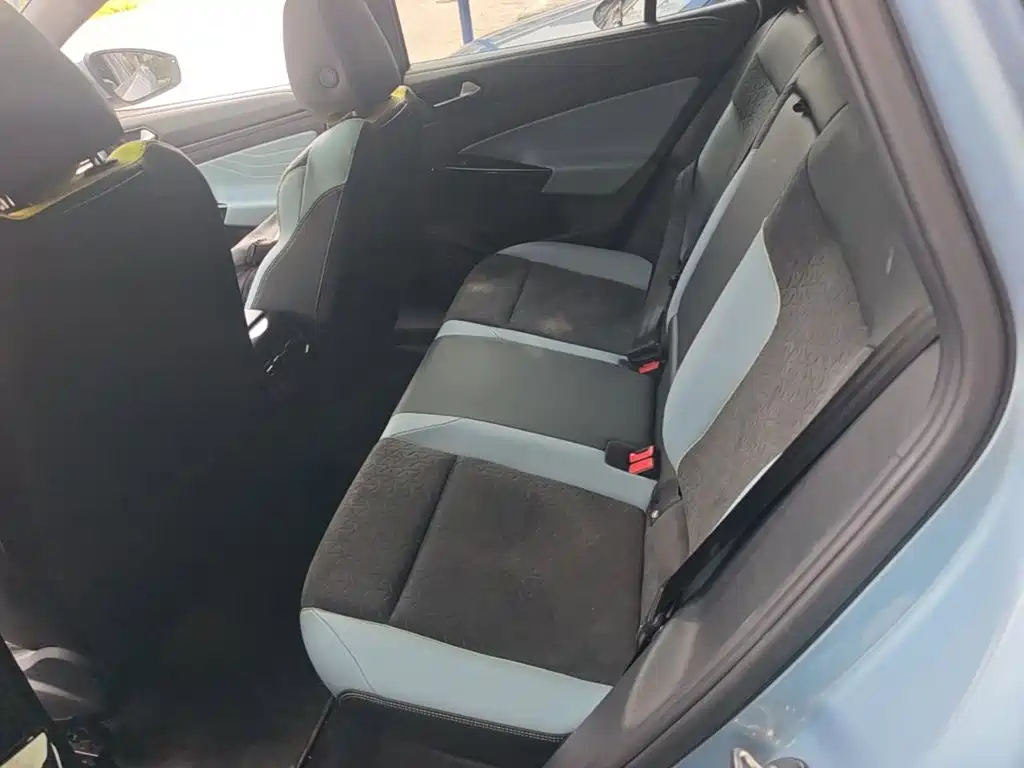 Volkswagen ID.4 X — миниатюра 24