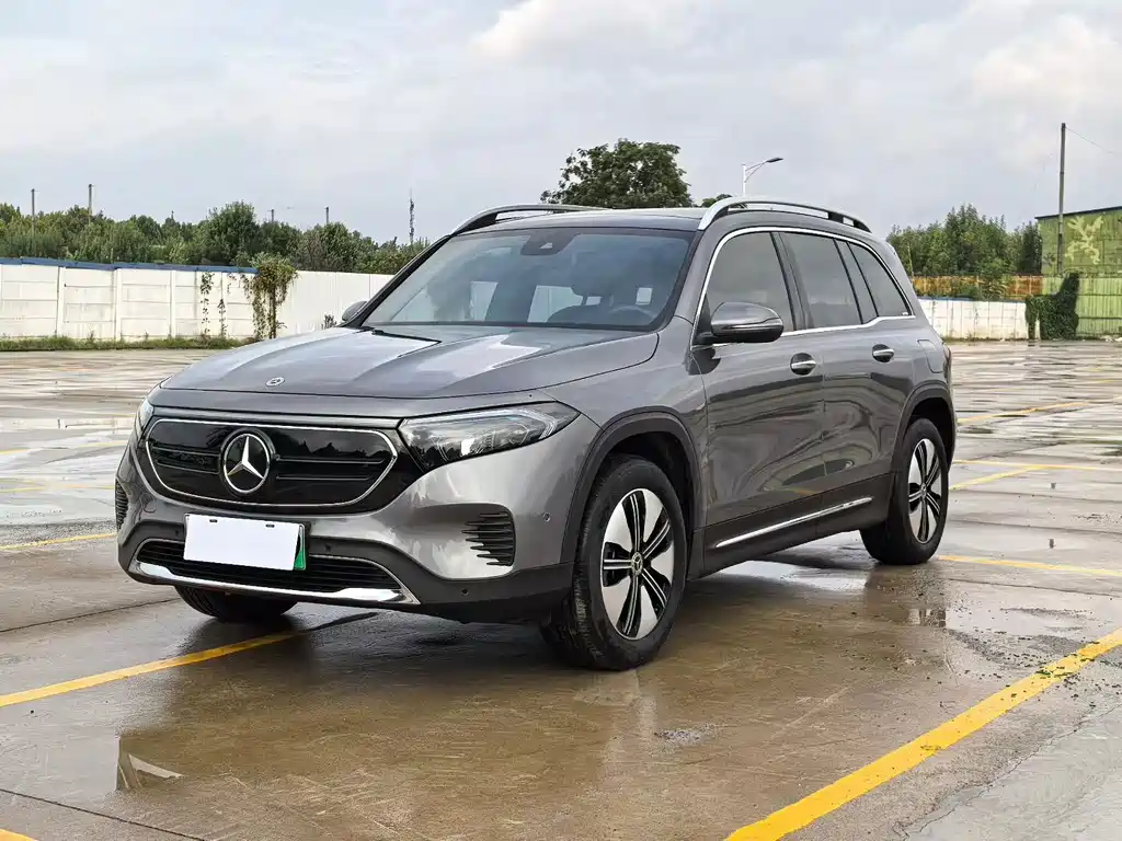 Mercedes-Benz EQB