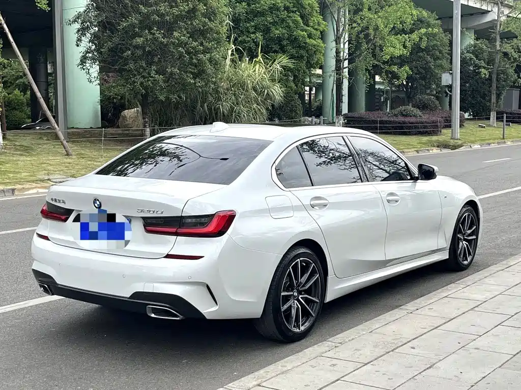 BMW 3 Series — миниатюра 9