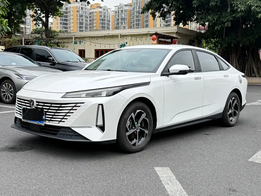 Купить Changan Eado