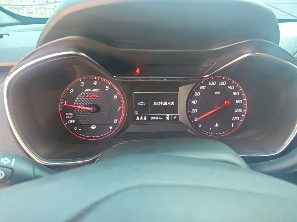 Chevrolet Tracker — миниатюра 12