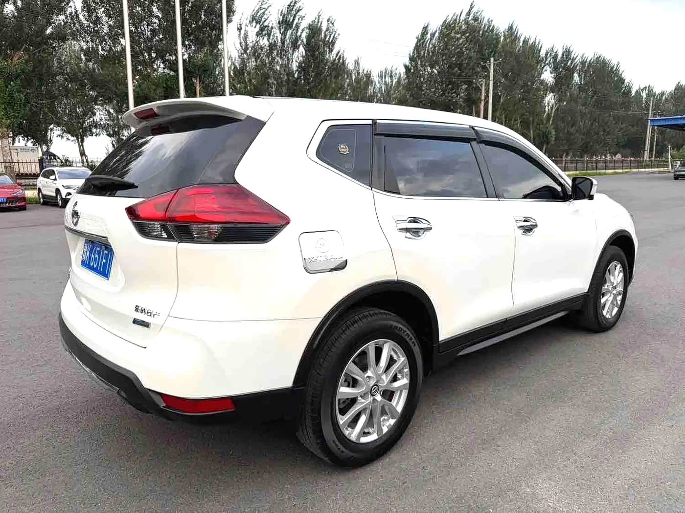 Nissan X-Trail 2.0 л 2022 г. Белый, пробег 41000 км