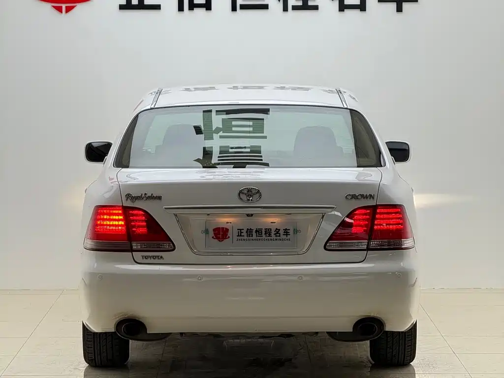 Toyota Crown — миниатюра 37