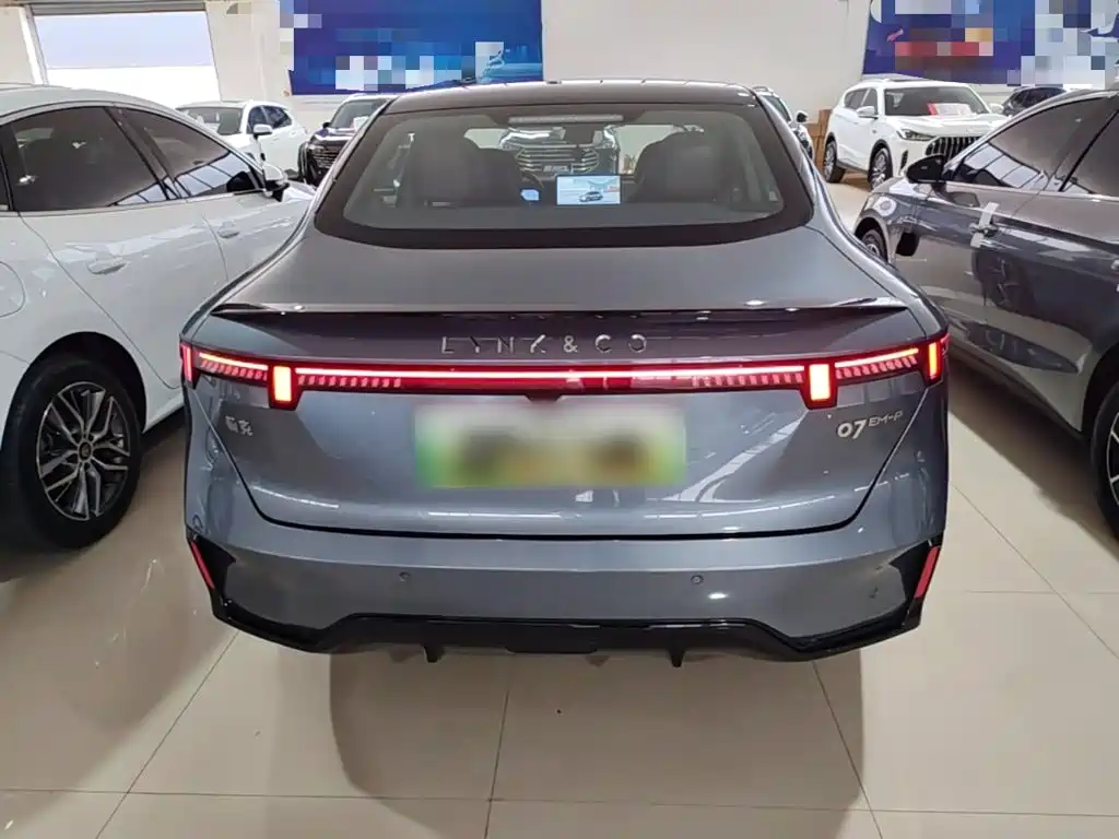 Lynk & Co 07 EM-P — миниатюра 6