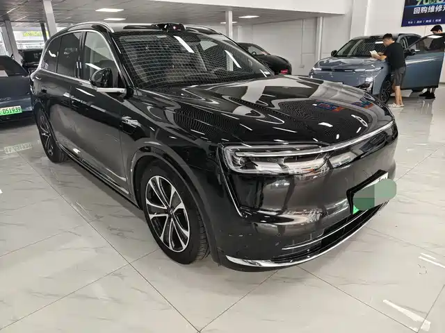 2025 Huawei M7