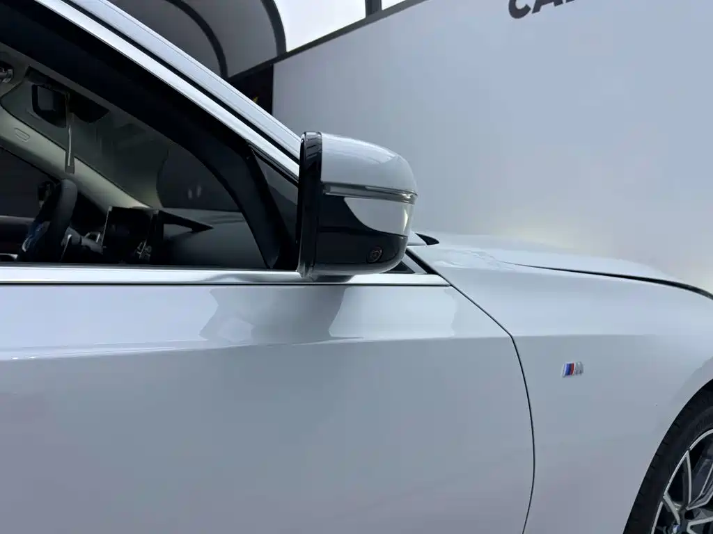 BMW 3 Series — миниатюра 27