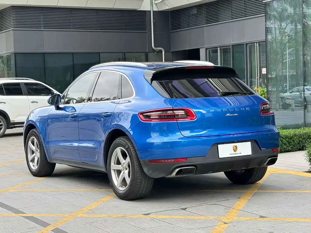 Porsche Macan — миниатюра 7