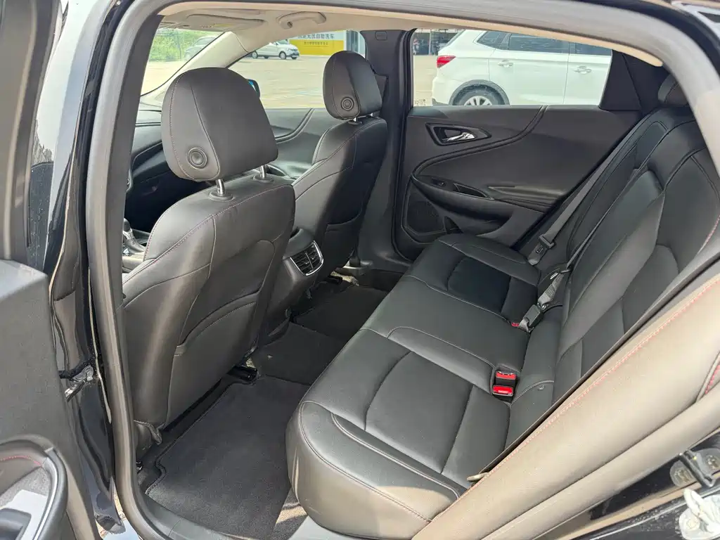 Chevrolet Malibu XL — миниатюра 8