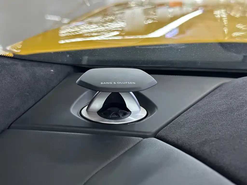 Lamborghini Urus — миниатюра 17