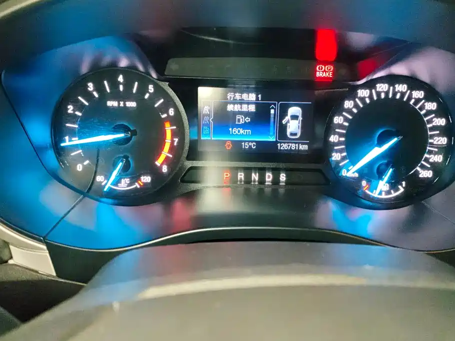 Ford Mondeo — миниатюра 14